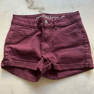 AE HIRISE SHORT SIZE 4